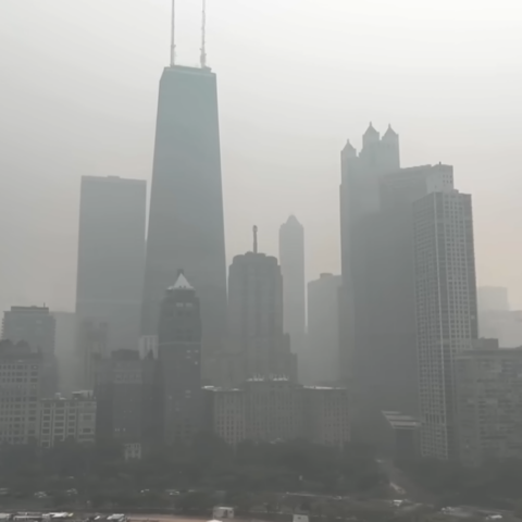 Wildfire smoke Chicago skyline